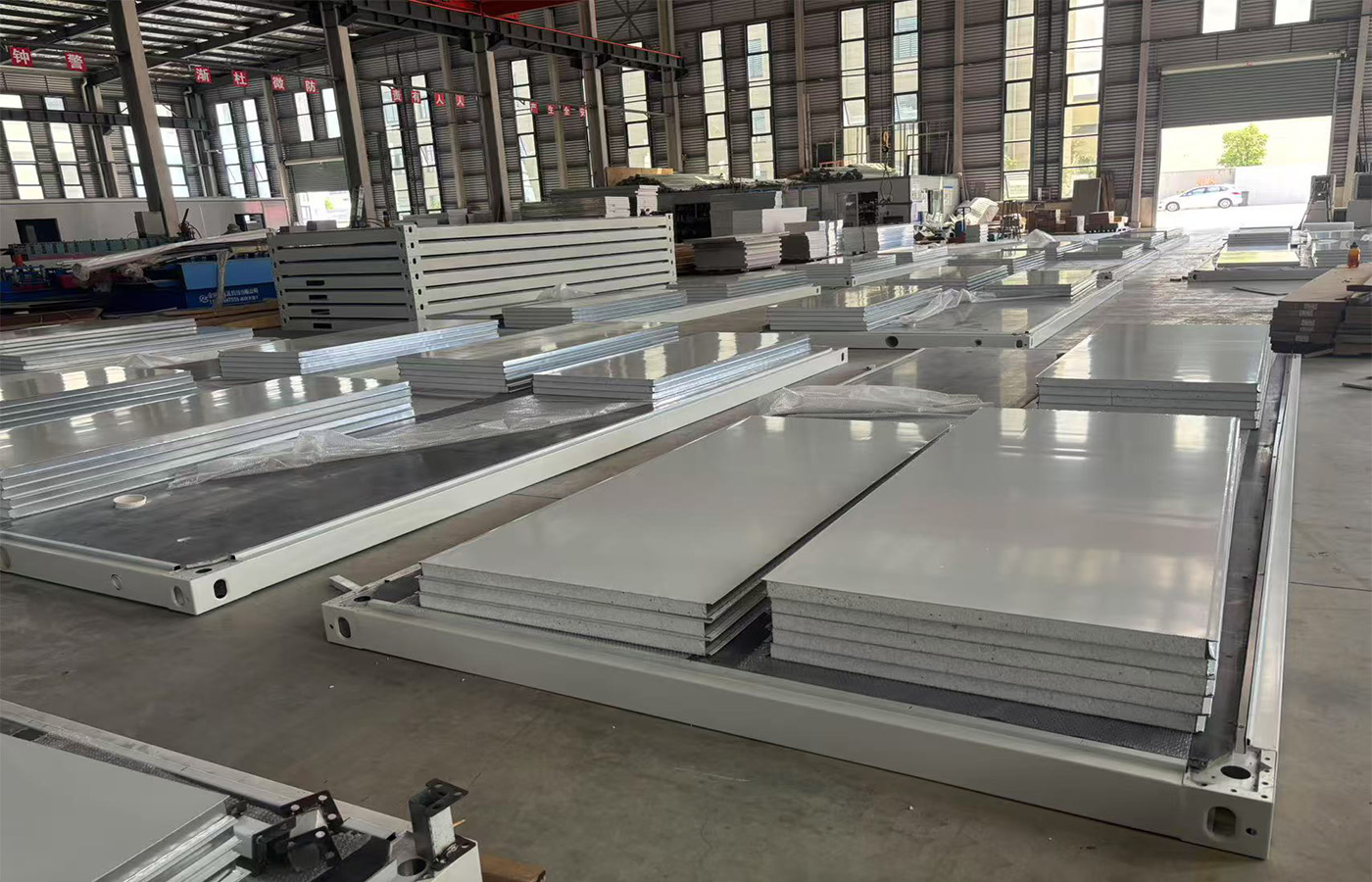 โรงงาน 40 ฟุตปรับแต่งบ้านสำเร็จรูปแบบพกพาหอพักชั่วคราวหรือโรงแรม โรงงาน 40 ฟุตปรับแต่งบ้านสำเร็จรูปแบบพกพาหอพักชั่วคราวหรือโรงแรม