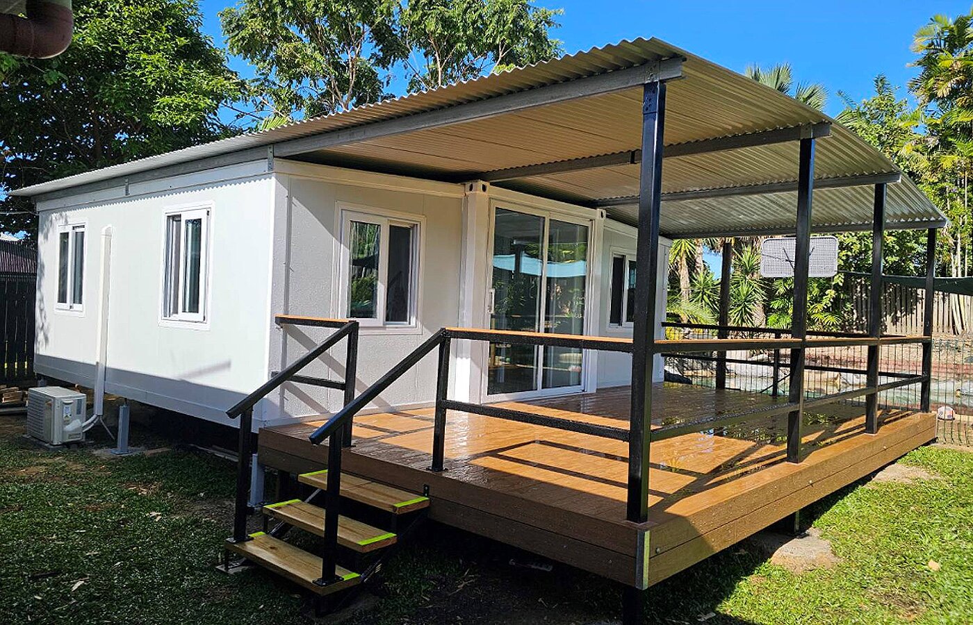 คอนเทนเนอร์แบบขยายได้ 30 ฟุตที่หรูหราสูง 40 ฟุตพร้อมแผ่นเป้าเสื้อกางเกงโลหะภายนอก คอนเทนเนอร์แบบขยายได้ 30 ฟุตที่หรูหราสูง 40 ฟุตพร้อมแผ่นเป้าเสื้อกางเกงโลหะภายนอก