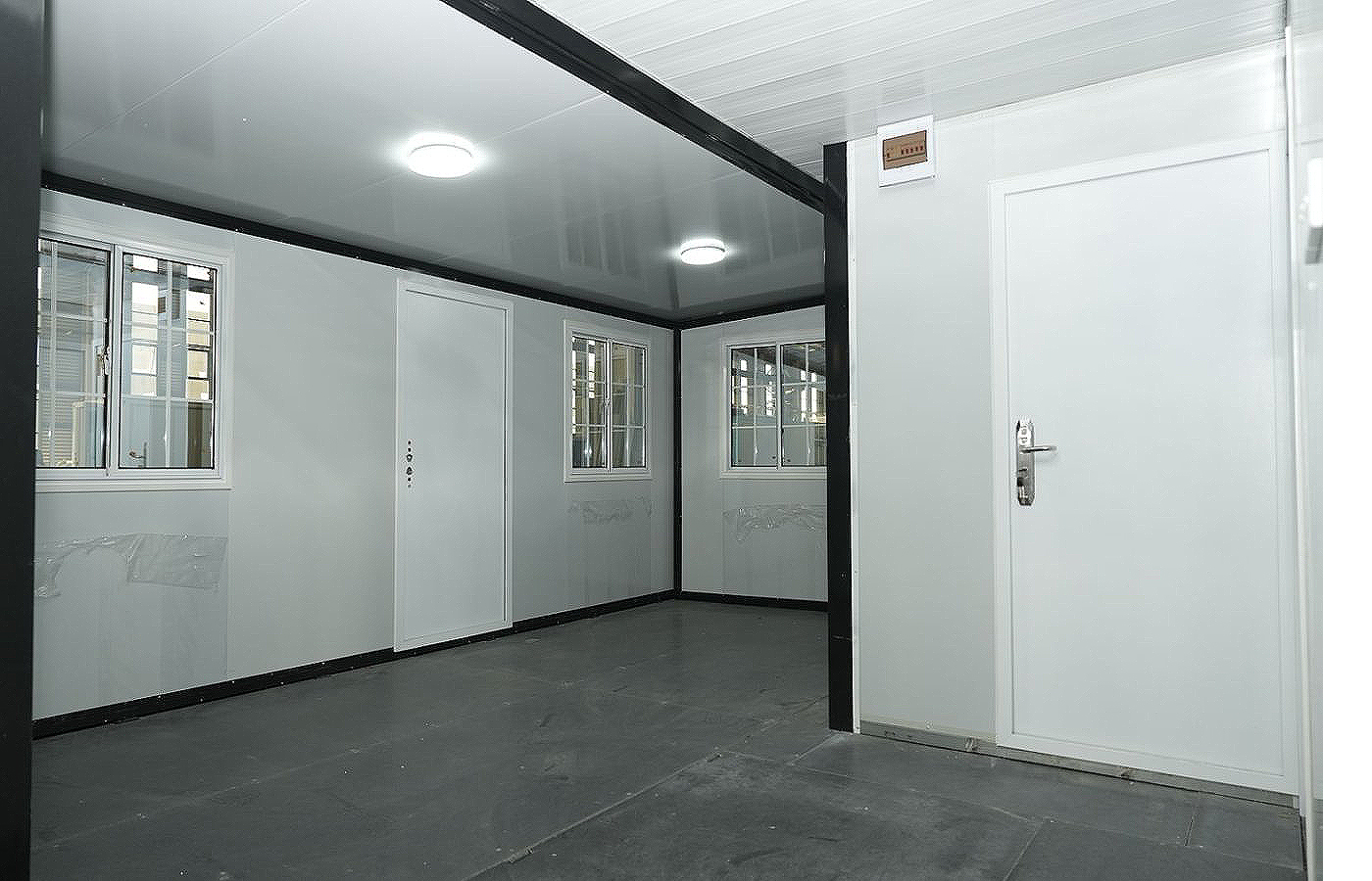 คอนเทนเนอร์แบบขยายได้ 30 ฟุตที่หรูหราสูง 40 ฟุตพร้อมแผ่นเป้าเสื้อกางเกงโลหะภายนอก คอนเทนเนอร์แบบขยายได้ 30 ฟุตที่หรูหราสูง 40 ฟุตพร้อมแผ่นเป้าเสื้อกางเกงโลหะภายนอก